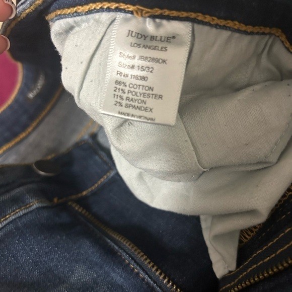 Judy Blue Relaxed Fit Girlfriend Jeans Womens 15/32 Blue Distressed Mid-Rise - Picture 3 of 5